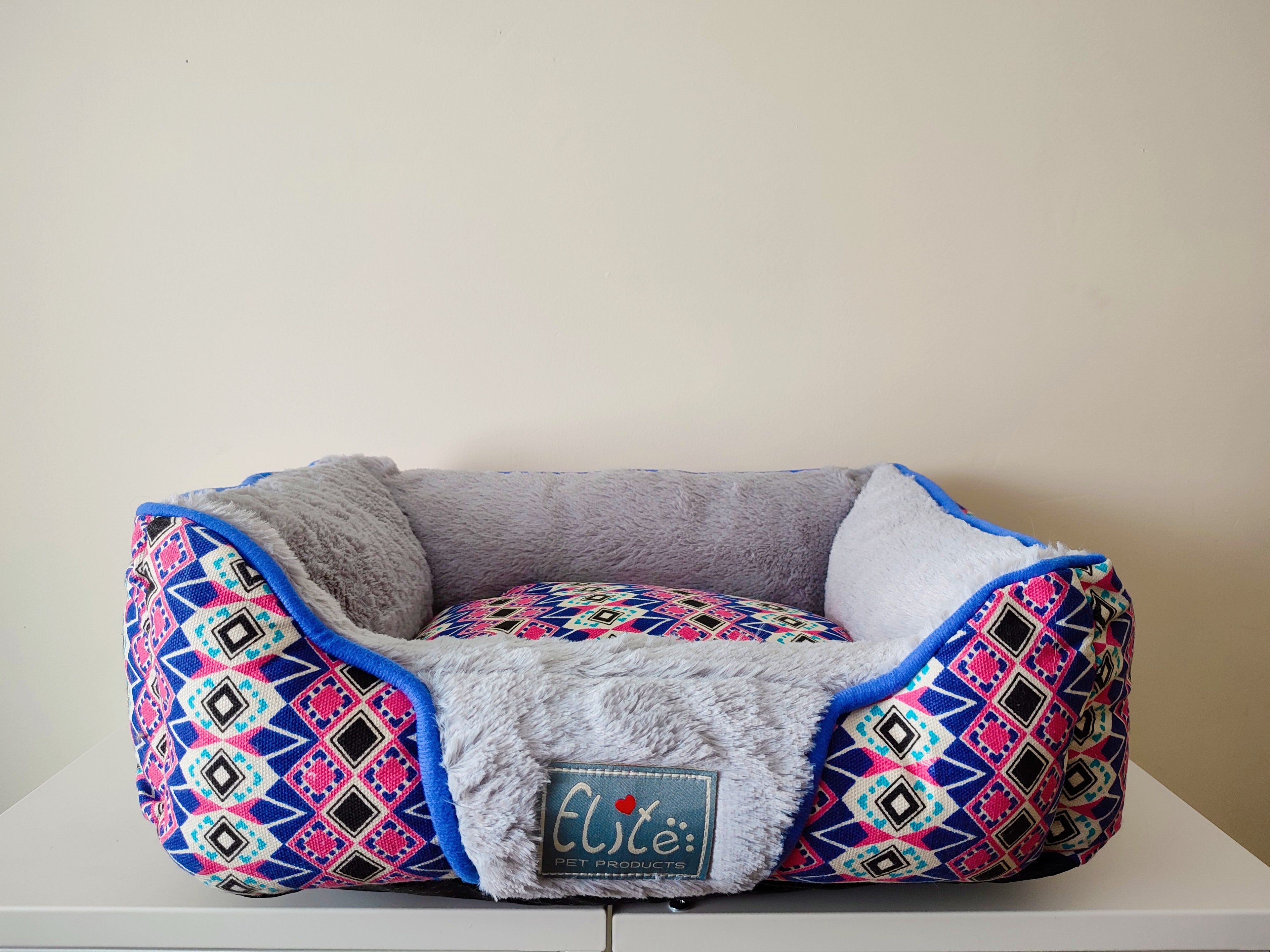 Cama Hippie Multicolor Pequeña - VFP